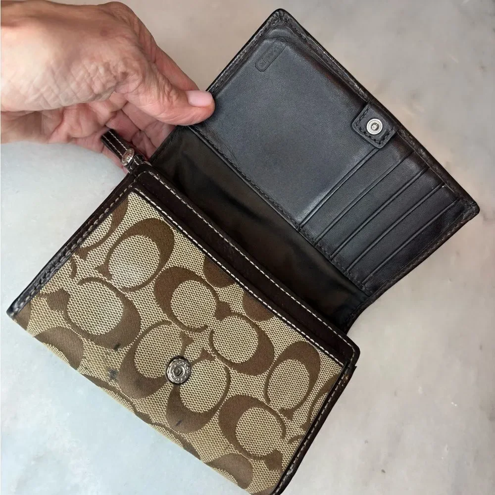 Coach Wallet Canvas brown & tan Signature Jacquard Logo Canvas Compact Wallet